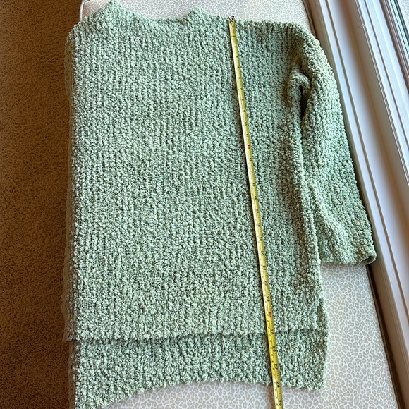 NWOT Green Chunky Knit Mockneck Sweater Size M - Picture 9 of 12